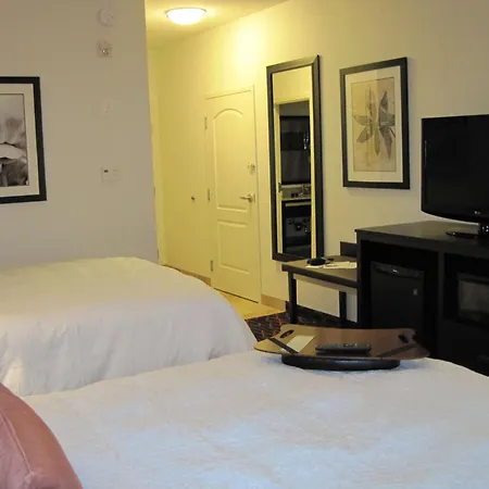 Hampton Inn By Hilton Fort Saskatchewan-3