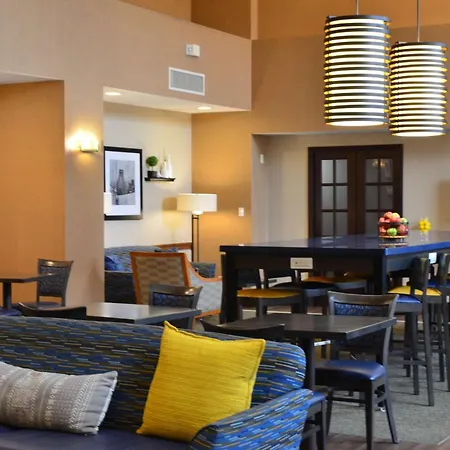 Hampton Inn & Suites Madisonville-2
