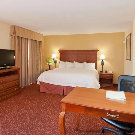 Hampton Inn & Suites Mccomb-2
