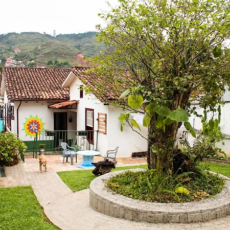 - Casa Pitanga - Acomodação lindíssima pertinho da Igreja do Rosário-3