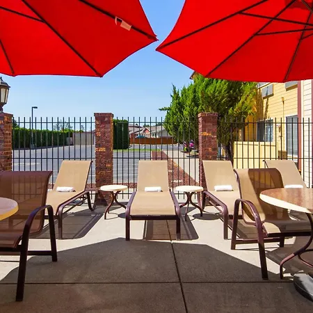 Best Western Plus Walla Walla Suites Inn-2