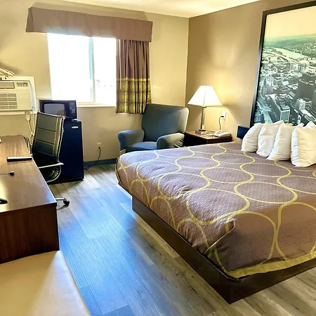 Super 8 By Wyndham Latham - Albany Airport-2