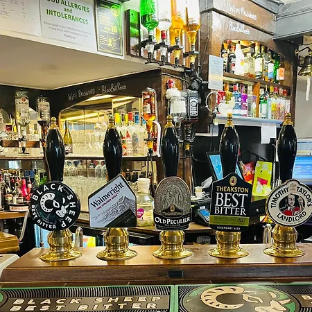 Black Bull Hotel-2