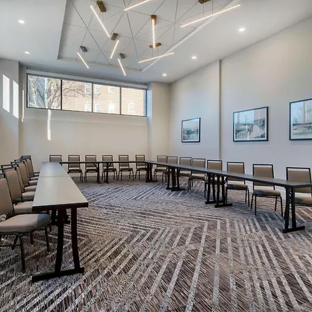 Embassy Suites By Hilton Asheville Downtown-3