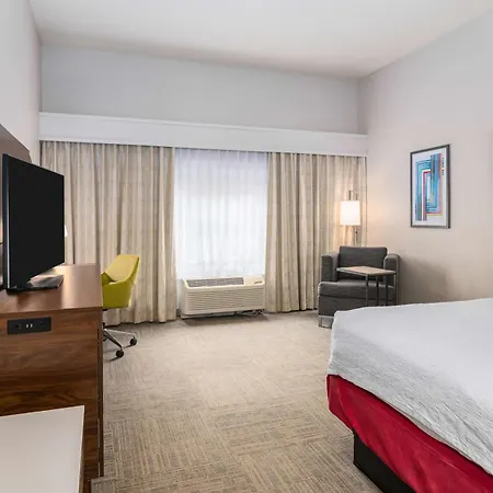 Hampton Inn & Suites Hartford-Manchester-3