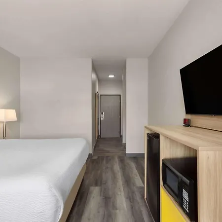 Days Inn & Suites By Wyndham Tucson/Marana-3