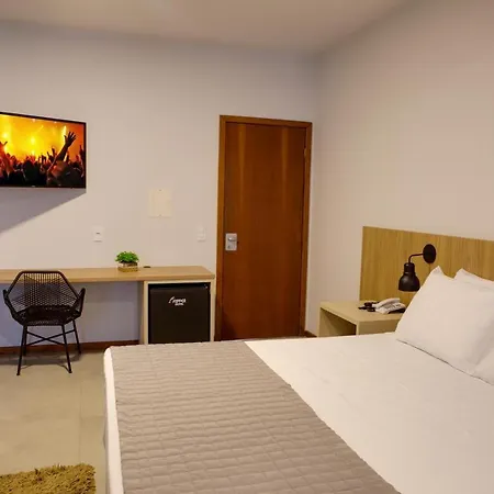 Flipper Hotel-3