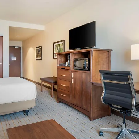 Best Western Premier Boulder Falls Inn-3
