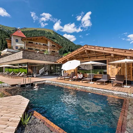 Alpinhotel Berghaus spa-3