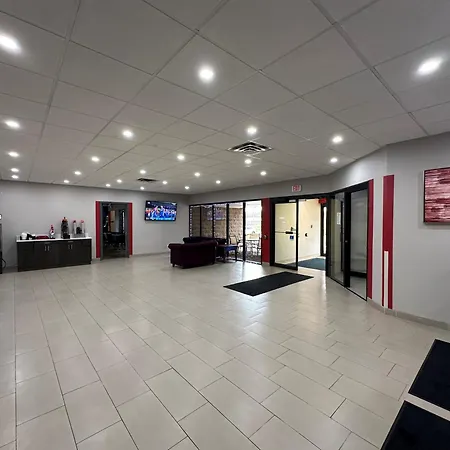 Ramada By Wyndham Waupaca-3
