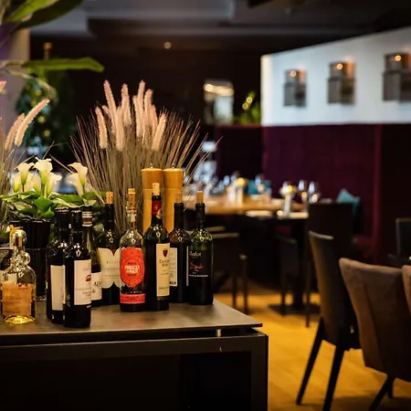 Radisson Blu Hotel, Hamburg-2