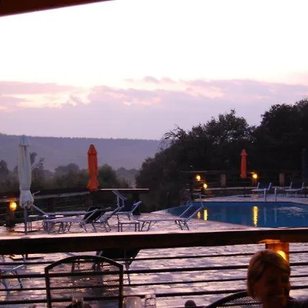 Hotel Villaro Del Bosc-2