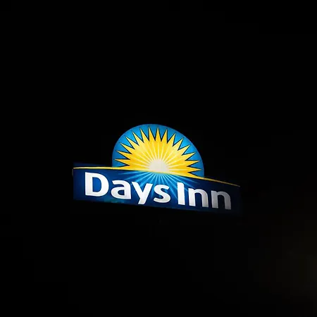 Days Inn By Wyndham Troy-3