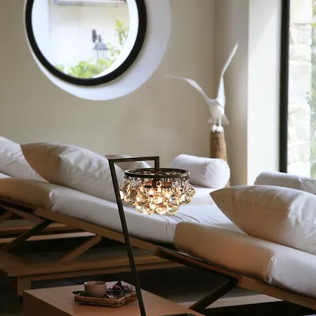 Le Clos Saint-Martin Hôtel&Spa-3