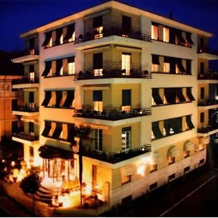 Hotel Jolanda-2