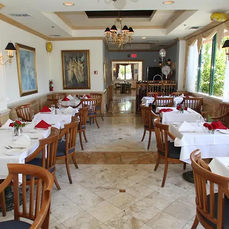 Hotel Chateaubleau-2