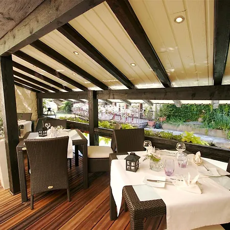 Hotel Restaurant Le Maréchal - Les Collectionneurs-3