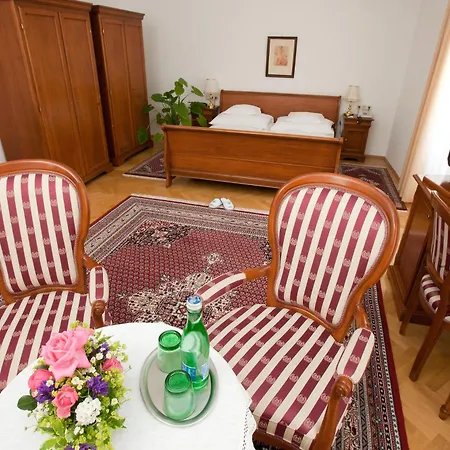 Hotel Richard Loewenherz-2