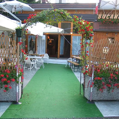Residence Bucaneve-3