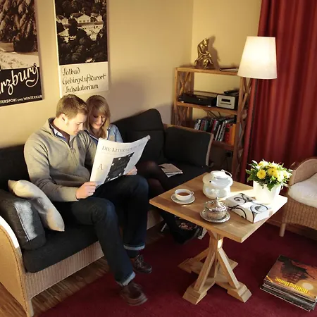 Plumbohms Echt-Harz-Hotel-2