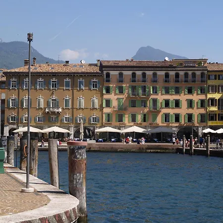 Hotel Centrale-3