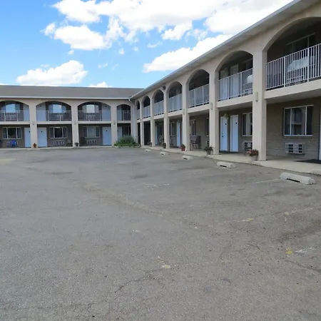 Four Corners Inn-3
