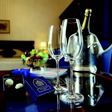 Hotel Ambassador-2
