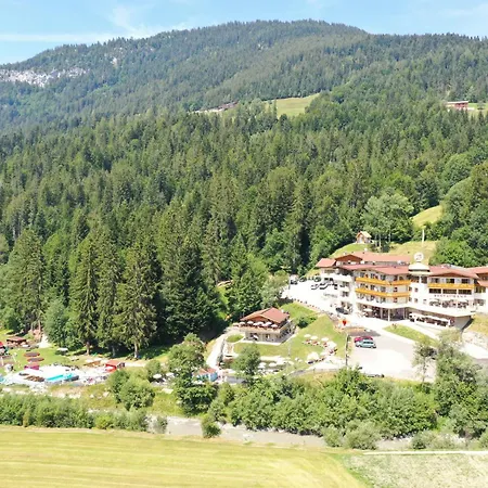 Hotel Berghof-2