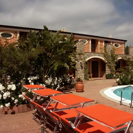 Residence Baia Infreschi-2