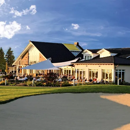 Gut Heckenhof Hotel&Golfresort an der Sieg GmbH&Co. KG-2