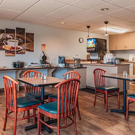 Travelodge By Wyndham Colorado Springs Airport - Peterson Sfb-3