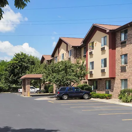 Super 8 By Wyndham East Peoria-2