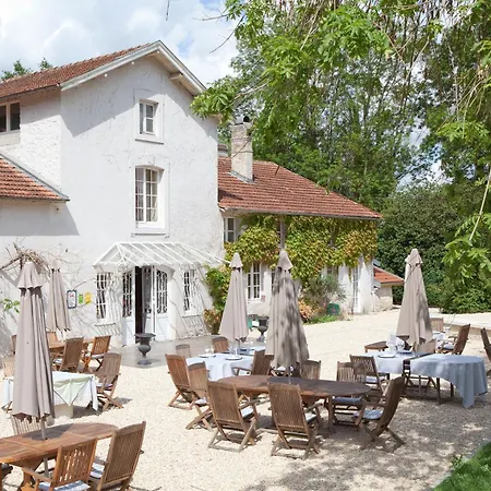 Logis La Source Bleue-2
