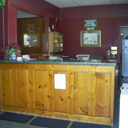 Crestview Inn-2