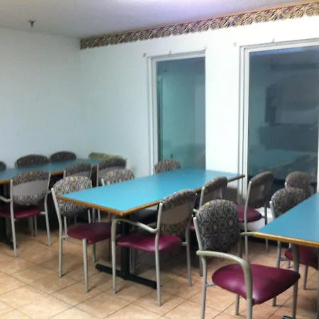 Budget Inn Wentzville-3