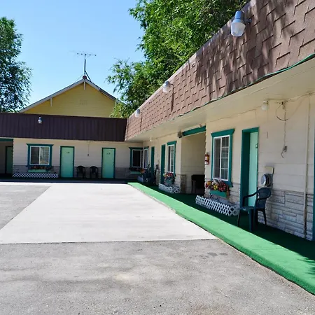Western Motel-3