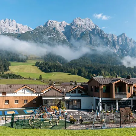 Hotel Riederalm-2