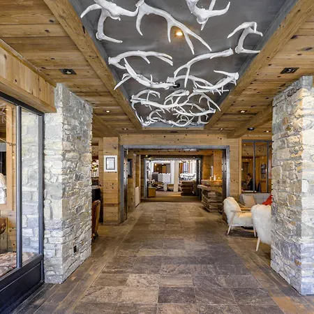 M De Megeve-3