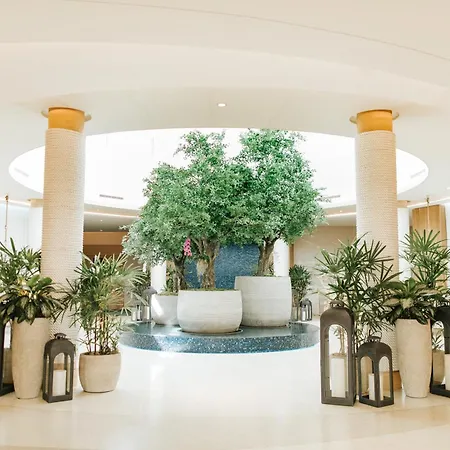 Opal Grand Oceanfront Resort & Spa-3