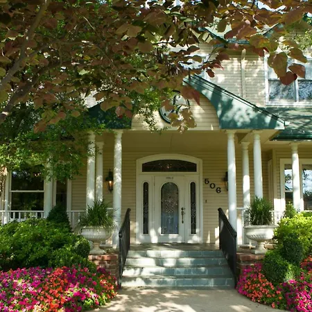 The Sanford House Inn & Spa-2