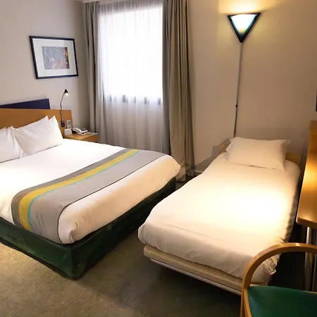 Holiday Inn Express Arras By Ihg-3