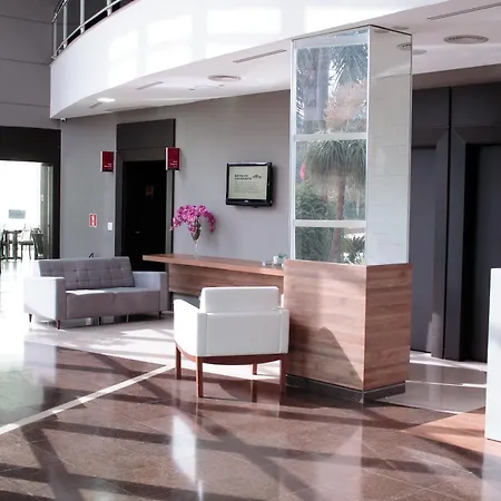 Comfort Suites Londrina-3