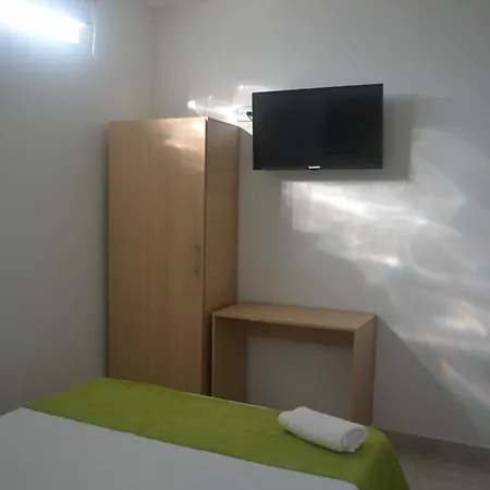 Hotel Calarca Plus-2