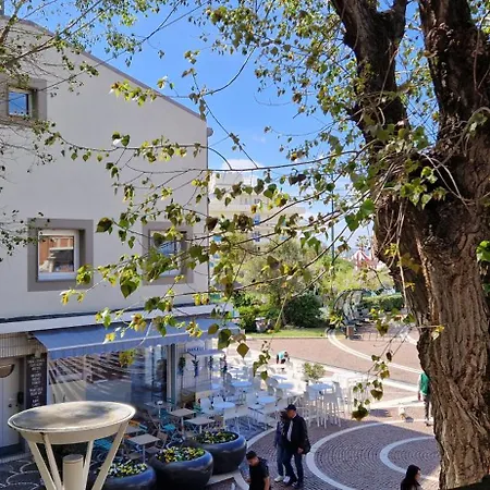 Hotel Spiaggia-3