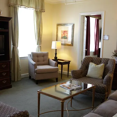 The Inn At Longshore-3