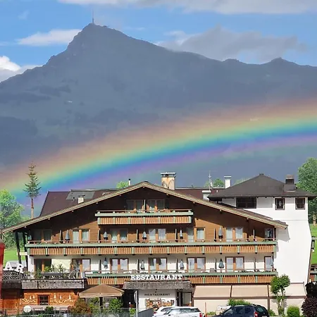 Sport und Familienhotel Klausen-2