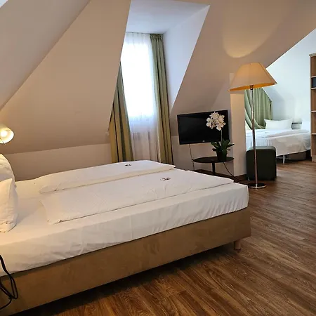 Hotel Alpha-3