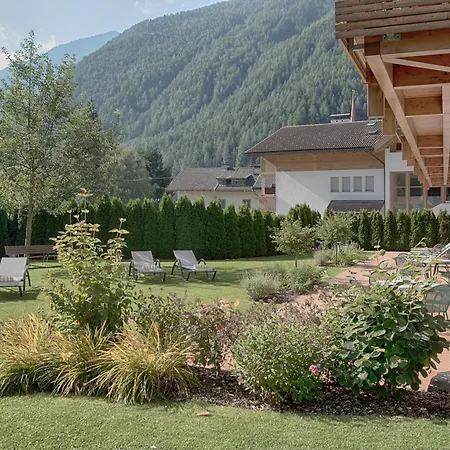 Hotel Alpenblick-3