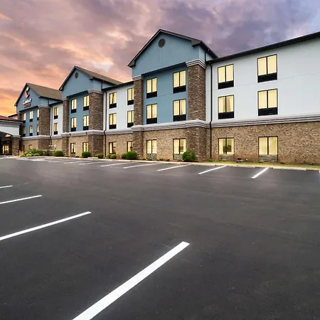 Comfort Suites Jackson I-40-3