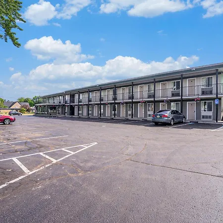 Rodeway Inn Grand Haven-2